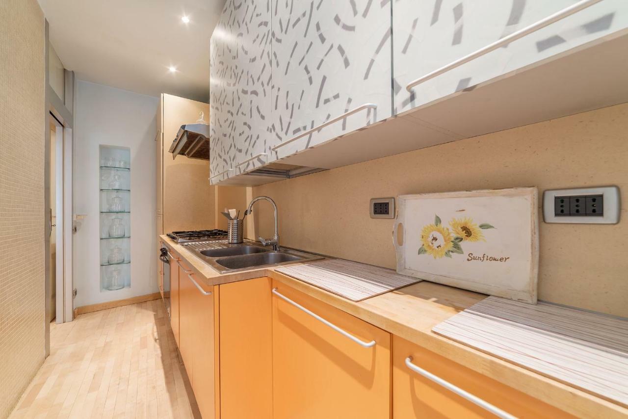 San Giovanni & Colosseo Roomy Flat Ρώμη Εξωτερικό φωτογραφία
