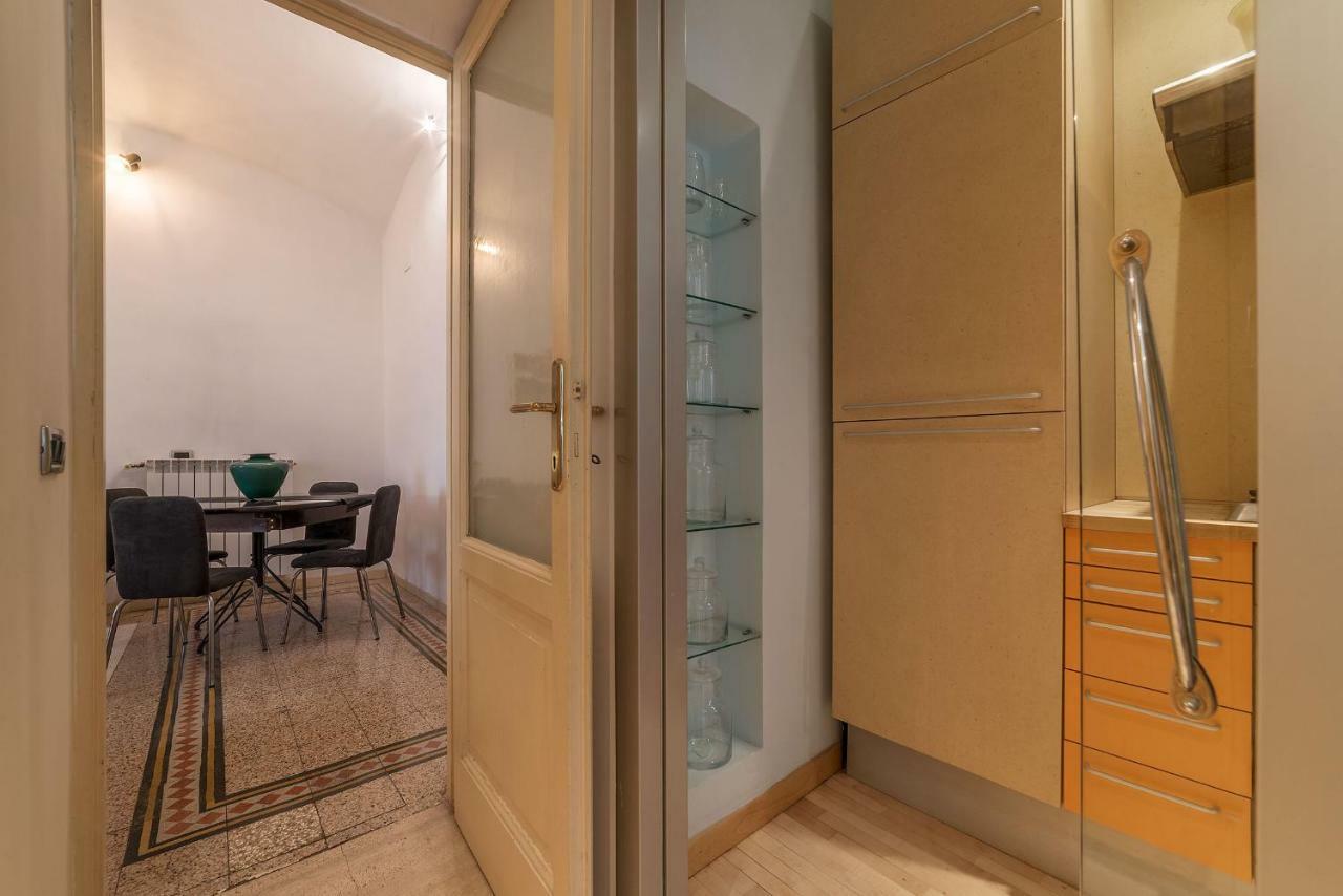 San Giovanni & Colosseo Roomy Flat Ρώμη Εξωτερικό φωτογραφία